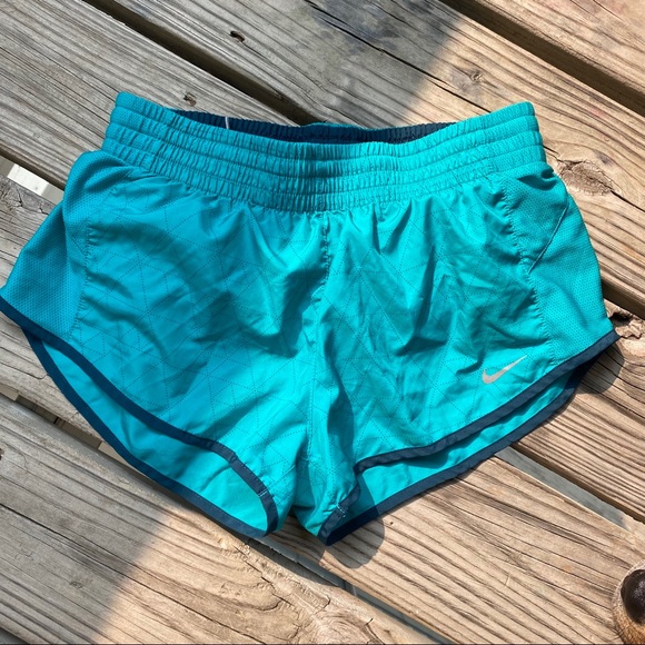 Nike Dri-Fit Shorts - Picture 3 of 7